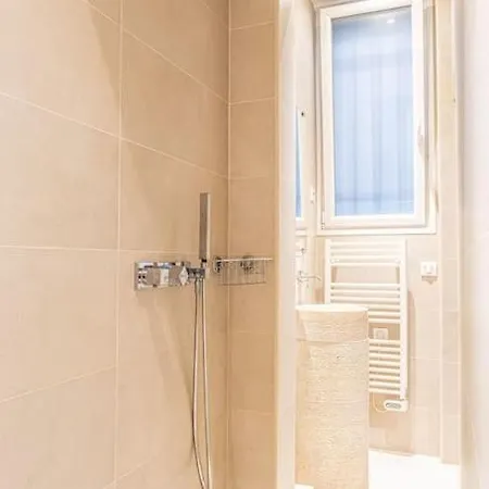 Chic 16th - Leon Bonnat Hideaway Apartment Paris