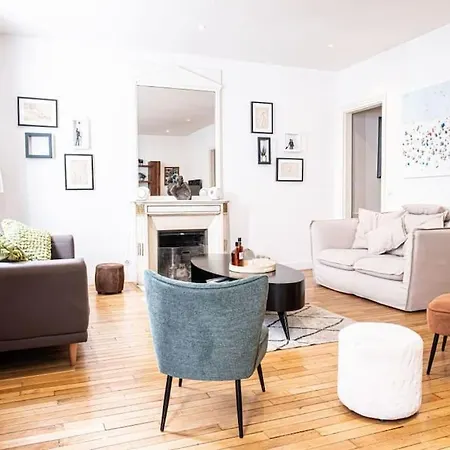 Chic 16th - Leon Bonnat Hideaway Apartment Paris